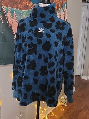 Adidas Blue & Black Leopard Sherpa Mockneck Pullover Size S